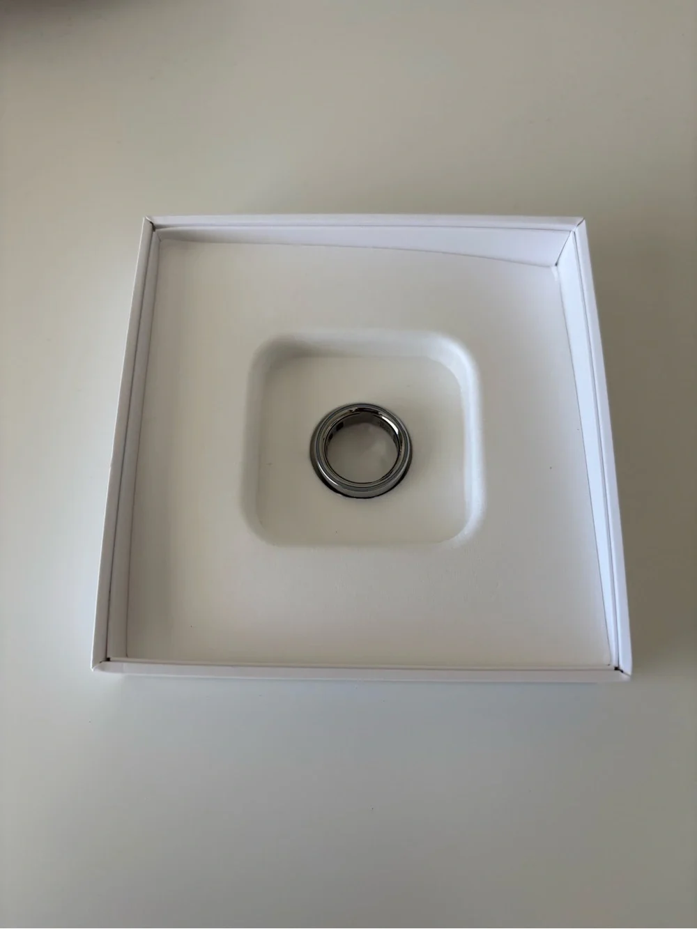 Oura Ring 4 Silver Box (Size 7)